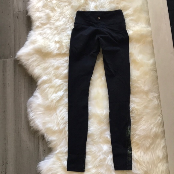 Lululemon Wunder-Under Pant - Picture 3 of 5